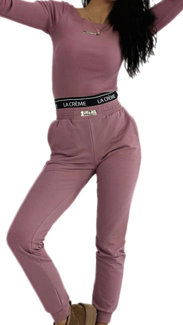 Top and sweatpants - 2 piece set. Woman's tracksuit. Colour: pink